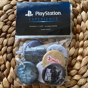 PlayStation Experience Las Vegas, NV December 6-7, 2014 Collectable Button Pins